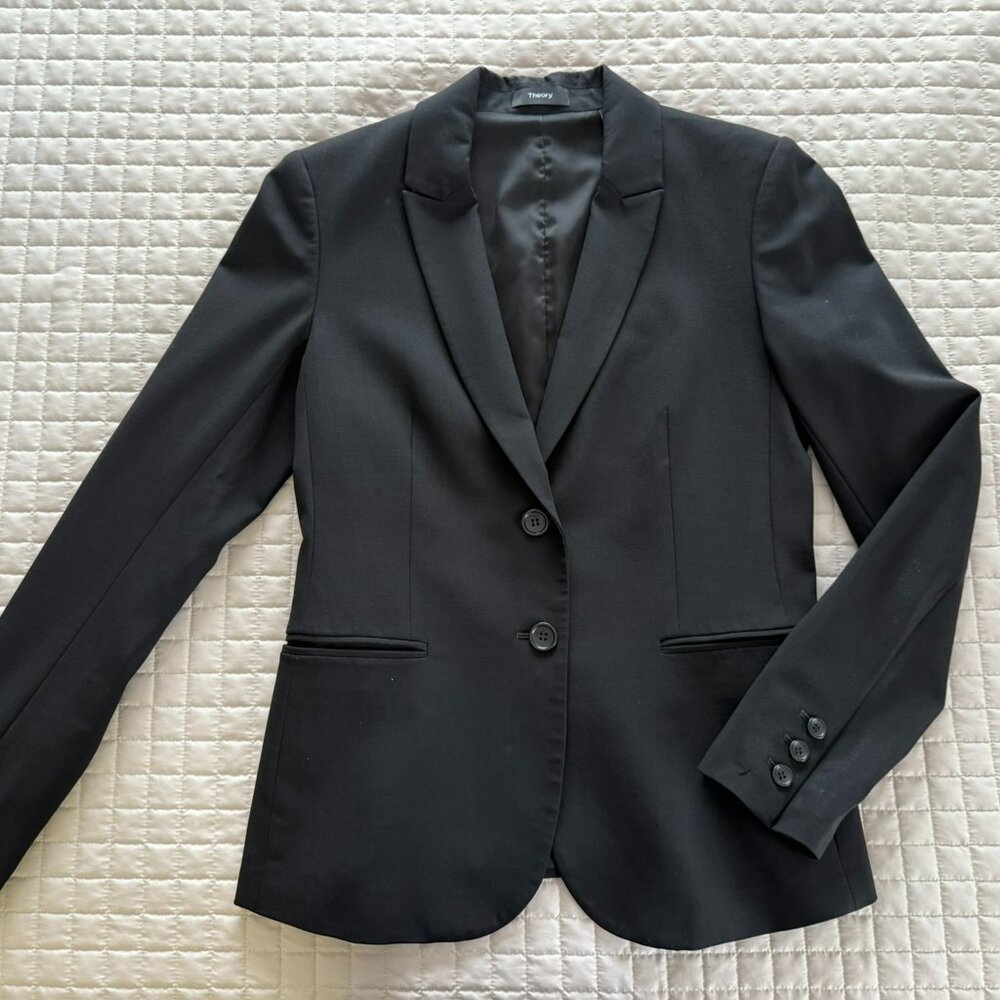 Theory Blazer Classic Black 2 Button Size 6